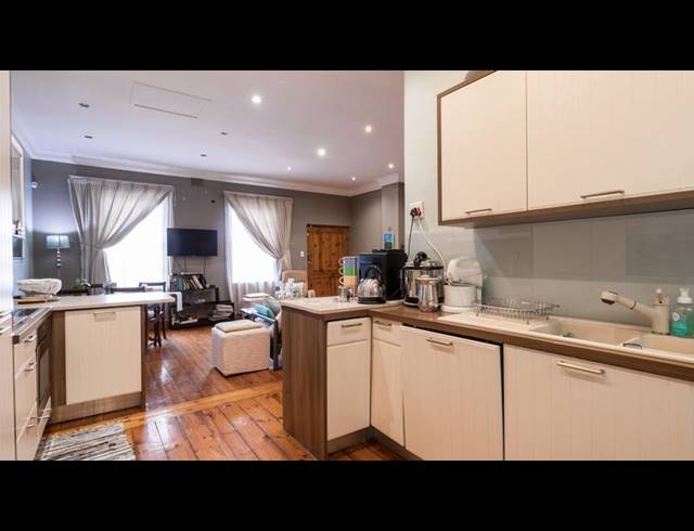 2 BEDROOM HOUSE FOR SALE IN UNIVERSITY ESTATE